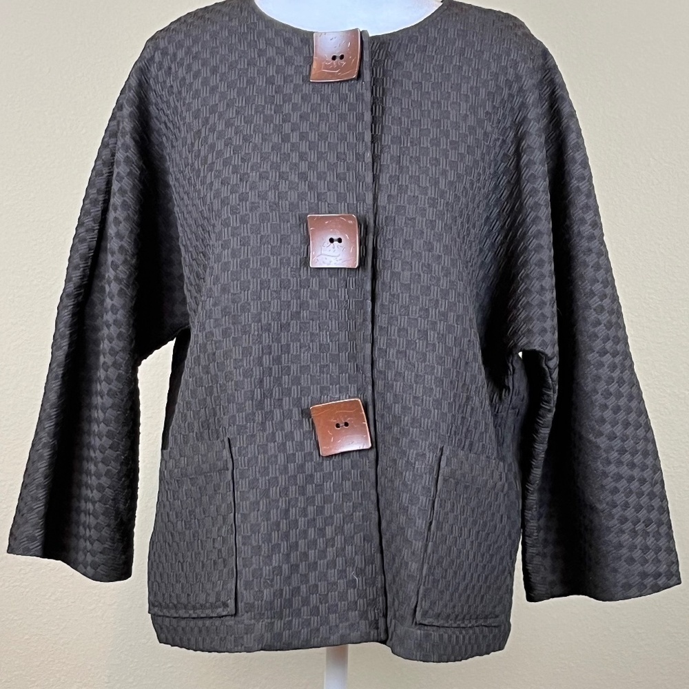 Chico's Brown Waffle Jacket Coat with Large Square Wood Buttons; Size 1 (Medium)